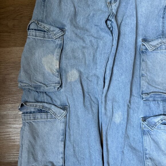 PacSun 90s Baggy Cargo Jeans - Blue Light Wash - Picture 3 of 6